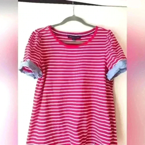 Tommy Hilfiger Tshirt top red white stripe. Denim sleeve trim. - Picture 1 of 8